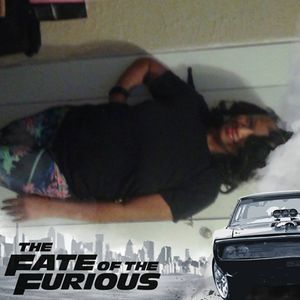 Meet your Posher, Dee